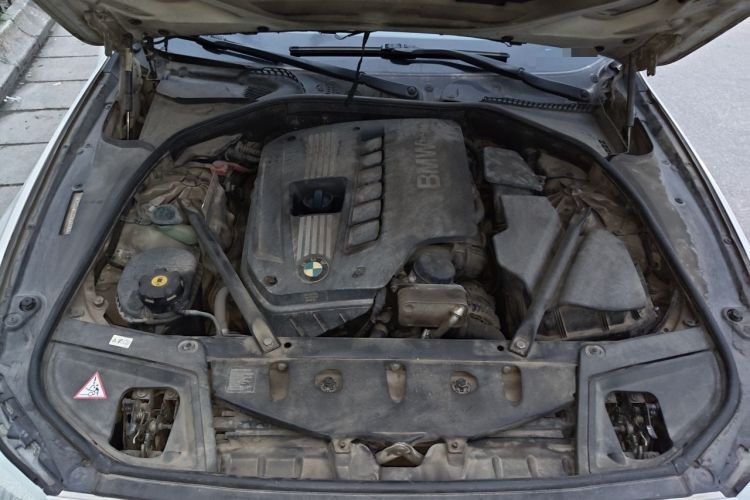 Used BMW 5 Series 2012 523Li Luxury Model Engine Bay