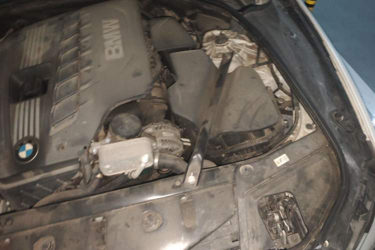Used BMW 5 Series 2012 523Li Luxury Model Engine Bay Left