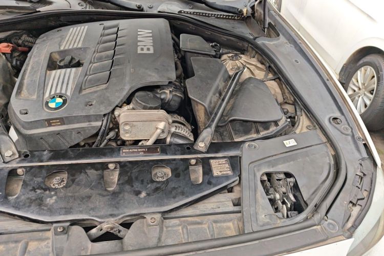 Used BMW 5 Series 2012 523Li Luxury Model Engine Bay Left