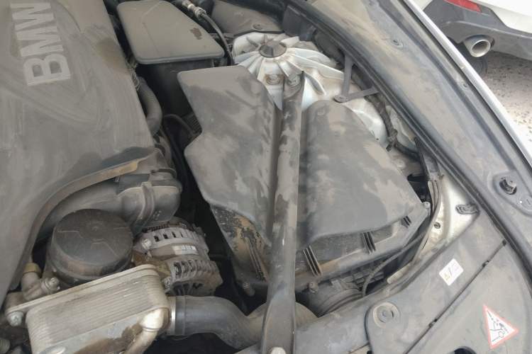 Used BMW 5 Series 2012 523Li Luxury Model Engine Bay Left