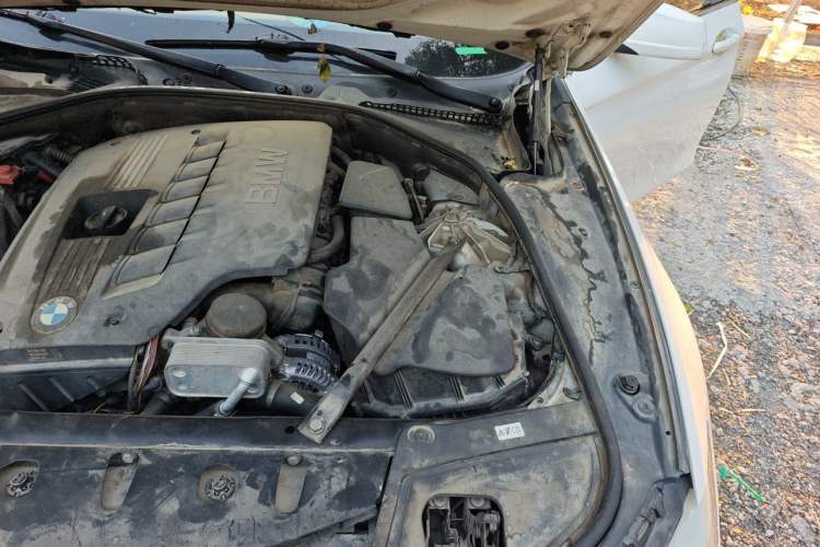 Used BMW 5 Series 2012 523Li Luxury Model Engine Bay Left
