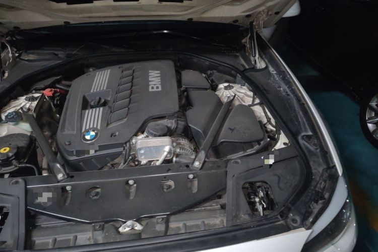 Used BMW 5 Series 2012 523Li Leading Model Engine Bay Left
