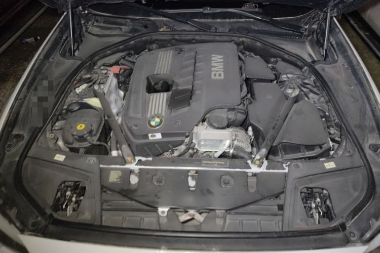 Used BMW 5 Series 2012 523Li Luxury Model Engine Bay
