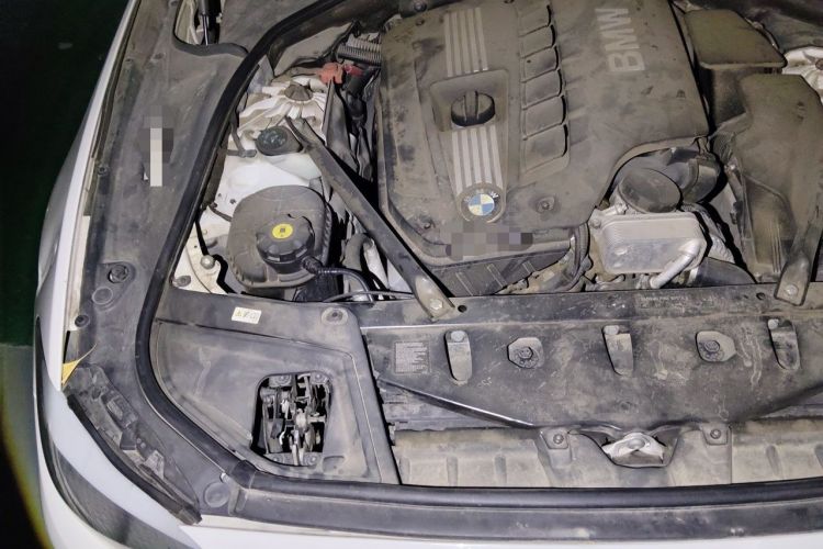 Used BMW 5 Series 2012 523Li Leading Model Engine Bay Right
