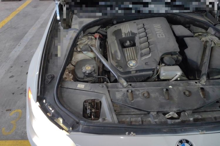 Used BMW 5 Series 2012 523Li Leading Model Engine Bay Right