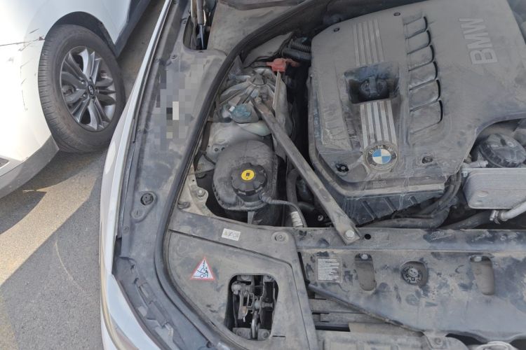 Used BMW 5 Series 2012 523Li Luxury Model Engine Bay Right