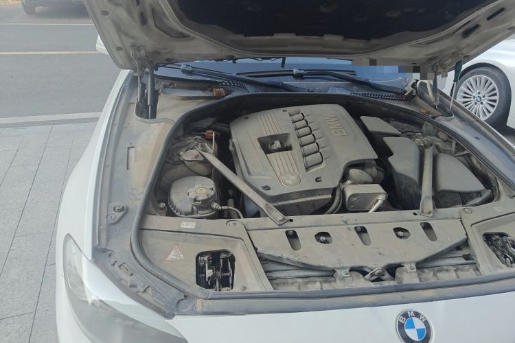 Used BMW 5 Series 2012 523Li Luxury Model Engine Bay Right