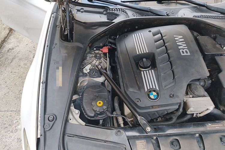 Used BMW 5 Series 2012 523Li Luxury Model Engine Bay Right