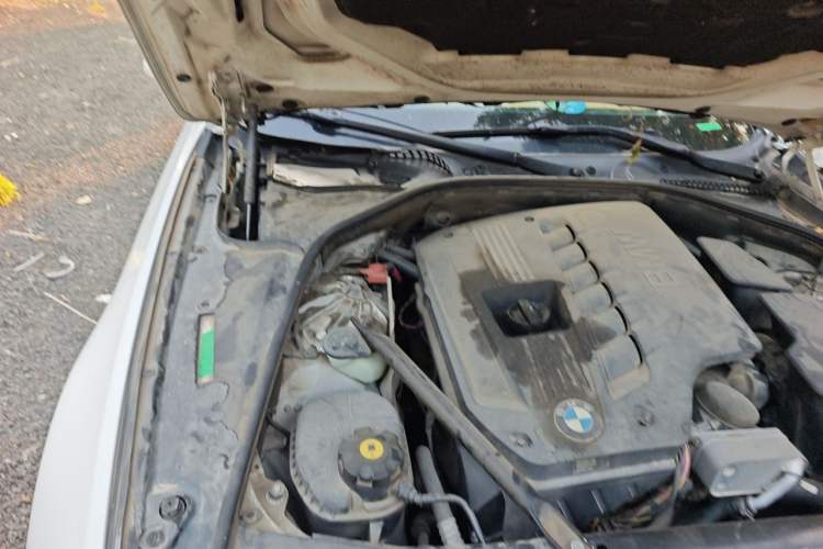 Used BMW 5 Series 2012 523Li Luxury Model Engine Bay Right