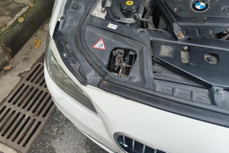 Used BMW 5 Series 2012 523Li Leading Model Engine Bay Right