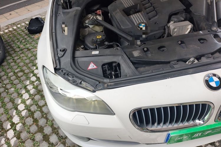 Used BMW 5 Series 2012 523Li Luxury Model Engine Bay Right