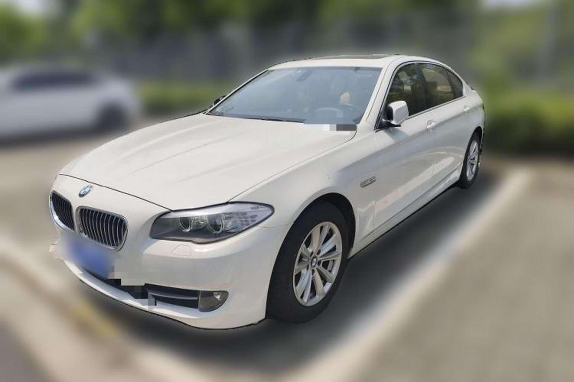 Used BMW 5 Series 2012 523Li Luxury Model Front Left 45 Deg