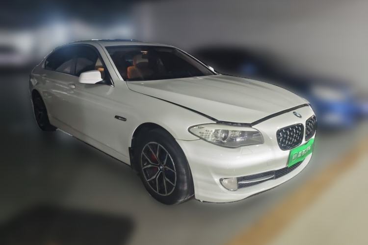 Used BMW 5 Series 2012 523Li Luxury Model Front Right 45 Deg