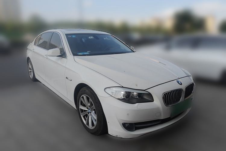 Used BMW 5 Series 2012 523Li Luxury Model Front Right 45 Deg