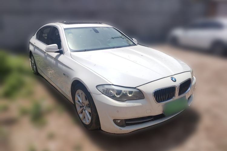 Used BMW 5 Series 2012 530Li Luxury Model Front Right 45 Deg