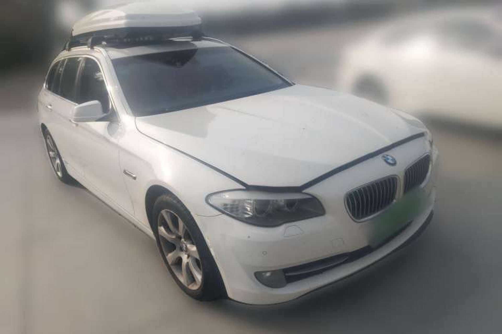 Used BMW 5 Series 2012 530i Sport Touring Front Right 45 Deg