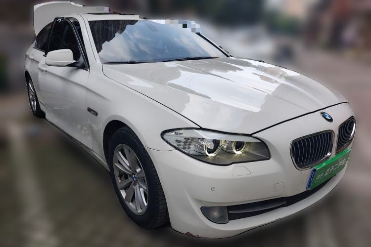 Used BMW 5 Series 2012 523Li Luxury Model Front Right 45 Deg