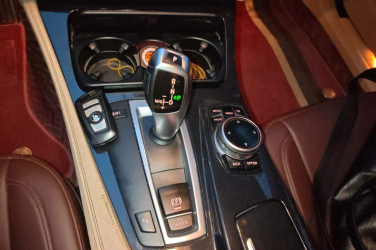 Used BMW 5 Series 2012 520Li Elegant Edition Gear Lever