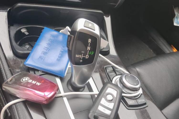 Used BMW 5 Series 2012 523Li Luxury Model Gear Lever