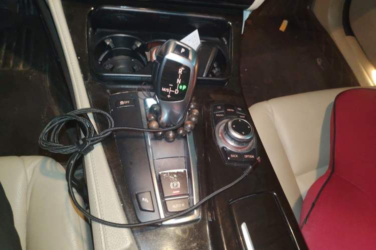 Used BMW 5 Series 2012 523Li Luxury Model Gear Lever