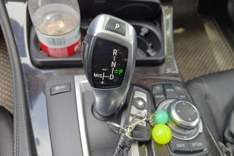 Used BMW 5 Series 2012 523Li Leading Model Gear Lever