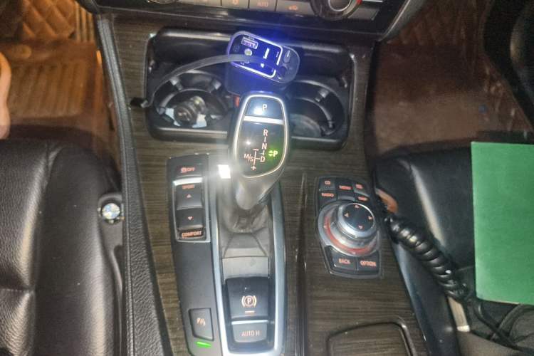 Used BMW 5 Series 2012 535Li Leading Model Gear Lever