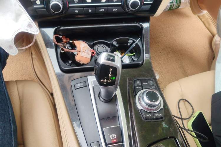 Used BMW 5 Series 2012 523Li Luxury Model Gear Lever