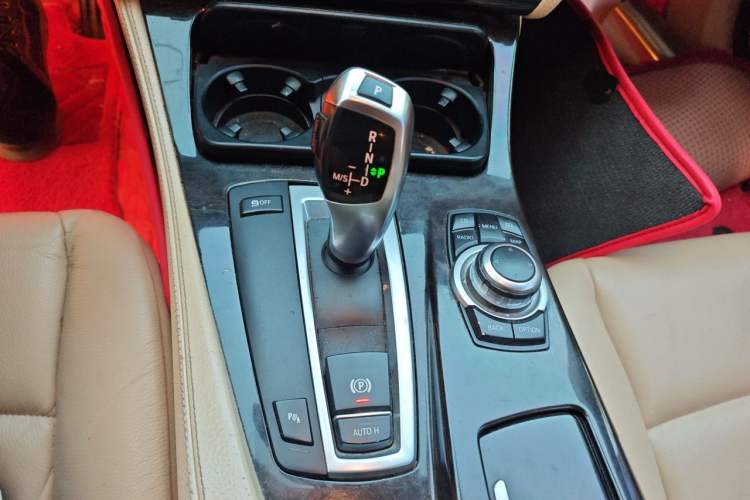 Used BMW 5 Series 2012 523Li Luxury Model Gear Lever