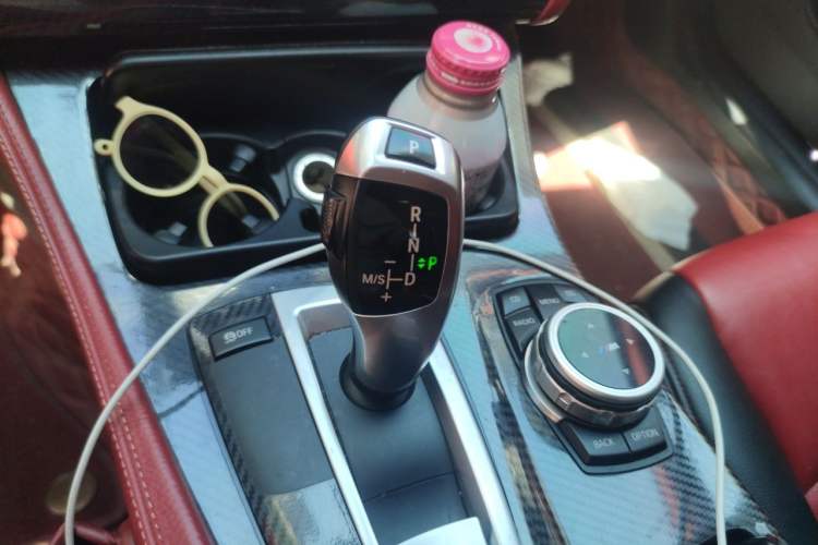 Used BMW 5 Series 2012 523Li Leading Model Gear Lever