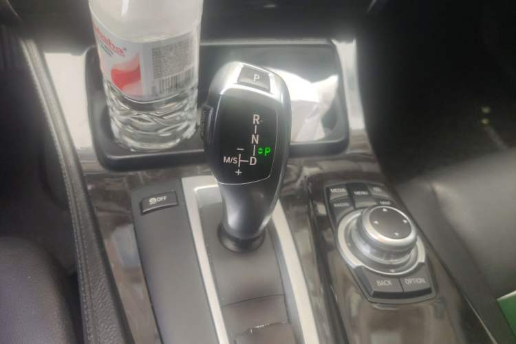 Used BMW 5 Series 2012 523Li Luxury Model Gear Lever