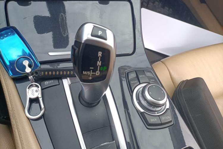Used BMW 5 Series 2012 520Li Elegant Edition Gear Lever