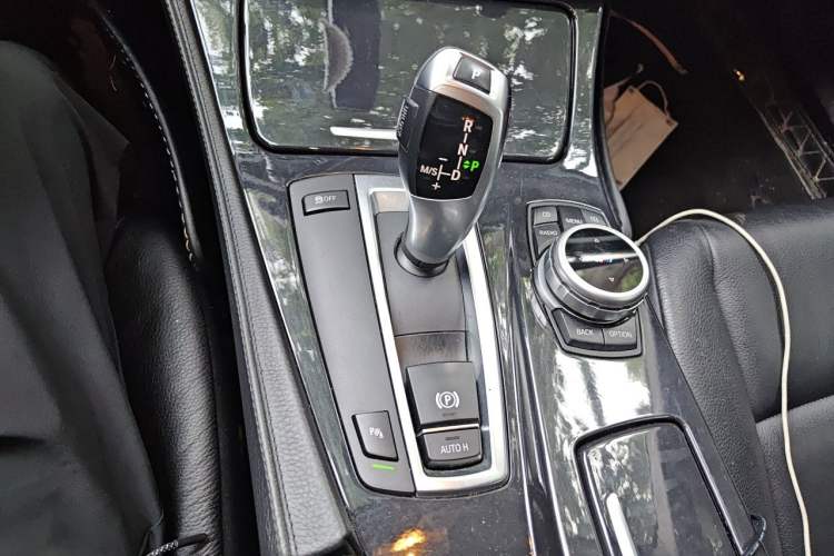 Used BMW 5 Series 2012 520Li Elegant Edition Gear Lever