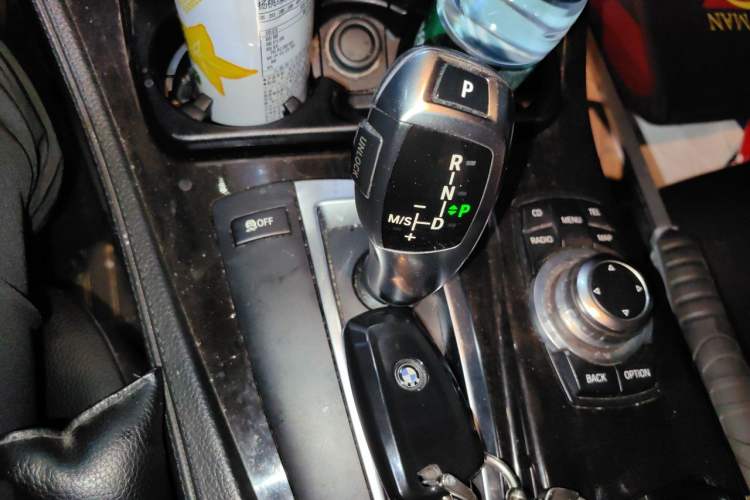 Used BMW 5 Series 2012 523Li Leading Model Gear Lever