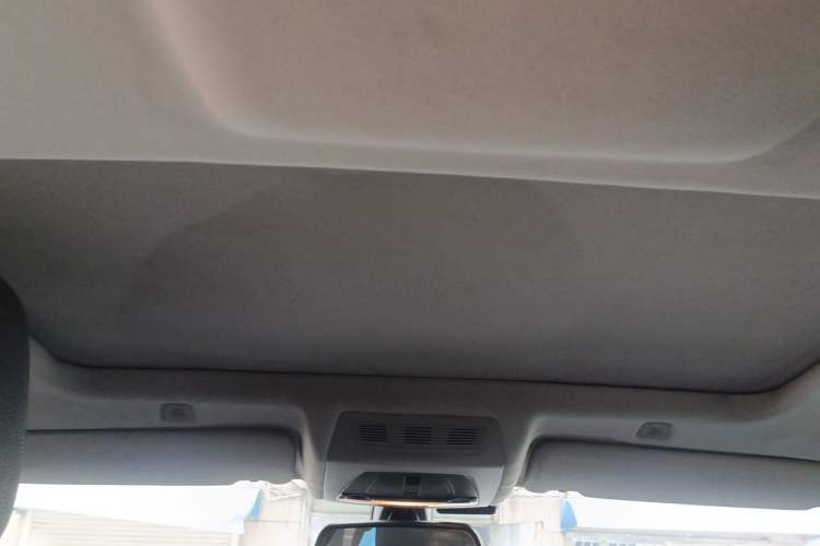 Used BMW 5 Series 2012 520Li Elegant Edition Headliner