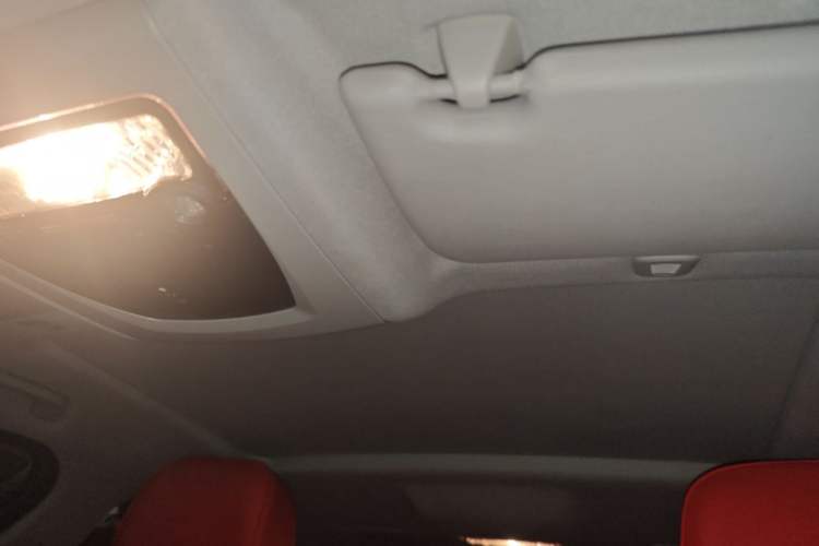 Used BMW 5 Series 2012 523Li Luxury Model Headliner