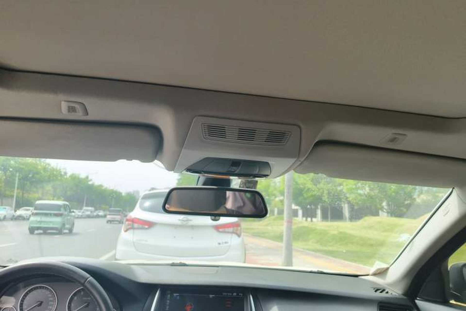 Used BMW 5 Series 2012 520Li Elegant Edition Headliner