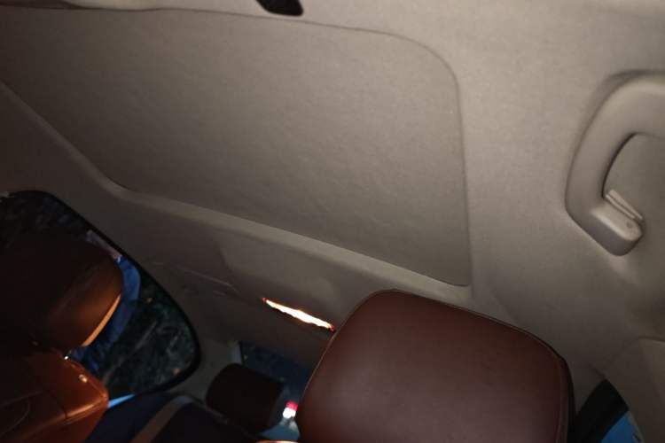 Used BMW 5 Series 2012 520Li Elegant Edition Headliner