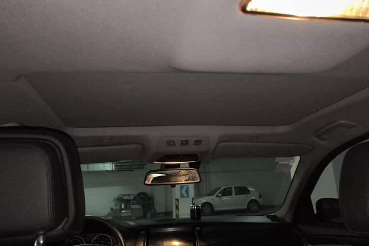 Used BMW 5 Series 2012 520Li Elegant Edition Headliner
