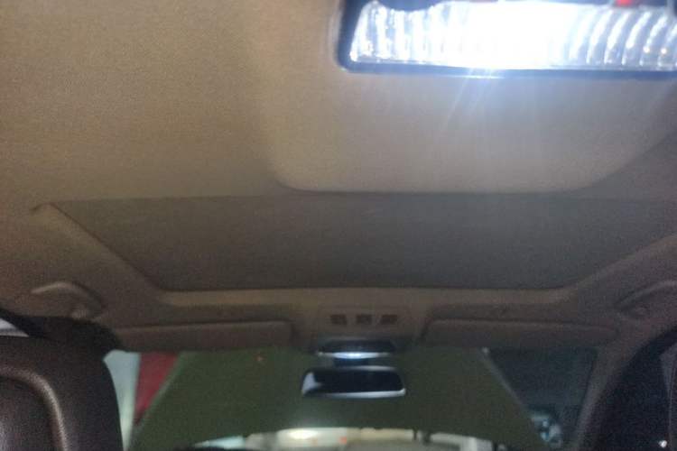 Used BMW 5 Series 2012 535Li Leading Model Headliner