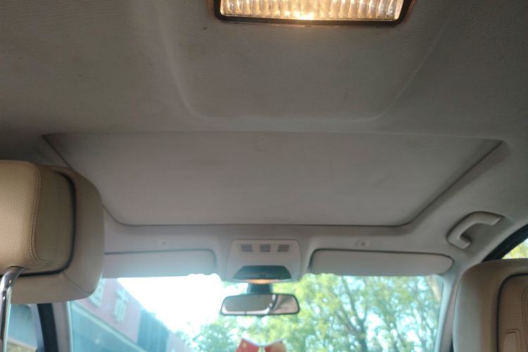 Used BMW 5 Series 2012 530Li Leading Model Headliner