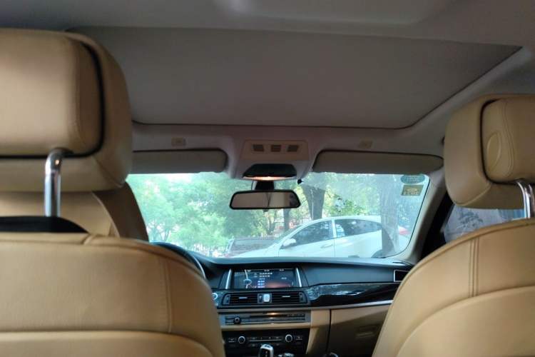 Used BMW 5 Series 2012 523Li Leading Model Headliner