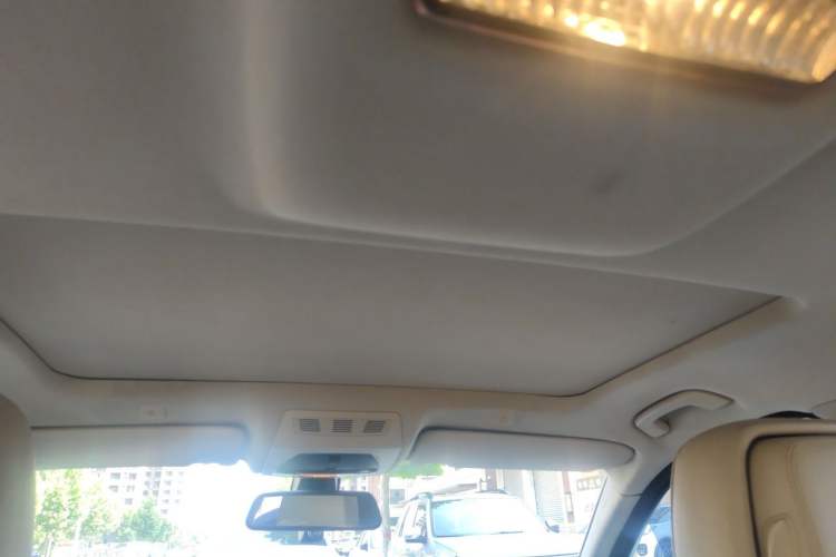 Used BMW 5 Series 2012 520Li Elegant Edition Headliner