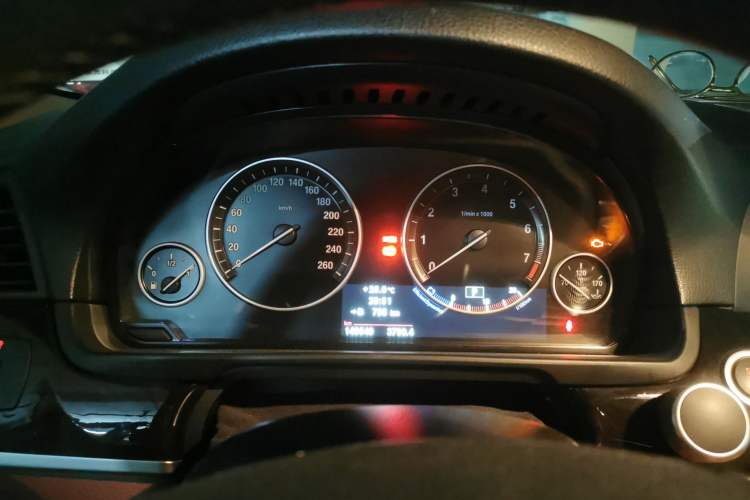 Used BMW 5 Series 2012 530i Sport Touring Instrument Cluster
