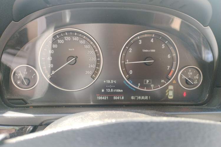 Used BMW 5 Series 2012 523Li Luxury Model Instrument Cluster