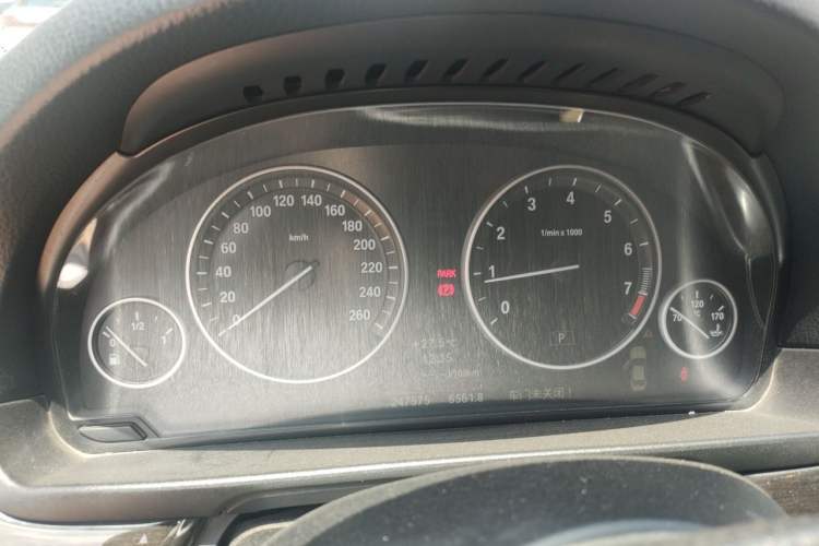 Used BMW 5 Series 2012 530Li Luxury Model Instrument Cluster