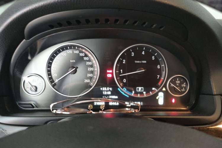 Used BMW 5 Series 2012 530Li Leading Model Instrument Cluster
