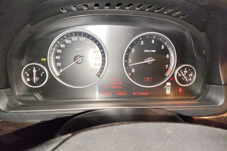 Used BMW 5 Series 2012 530i Sport Touring Instrument Cluster