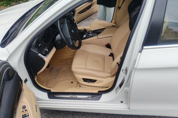 Used BMW 5 Series 2012 523Li Luxury Model Left Front Seat
