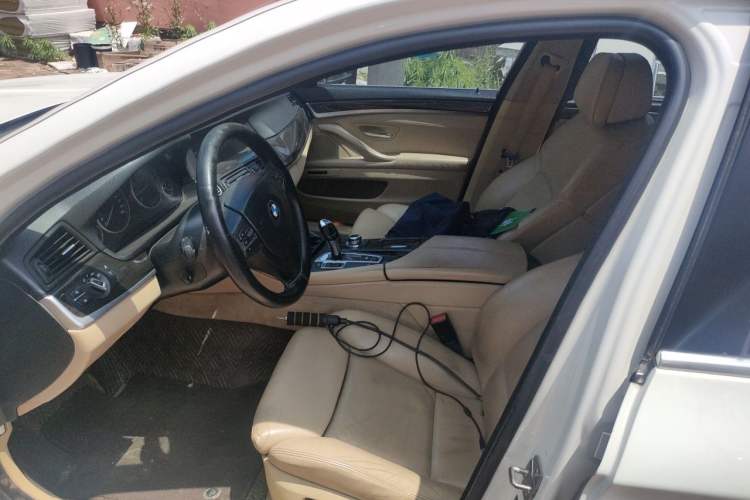 Used BMW 5 Series 2012 530Li Luxury Model Left Front Seat