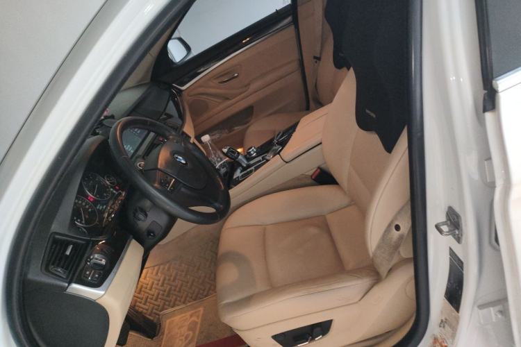 Used BMW 5 Series 2012 530Li Leading Model Left Front Seat